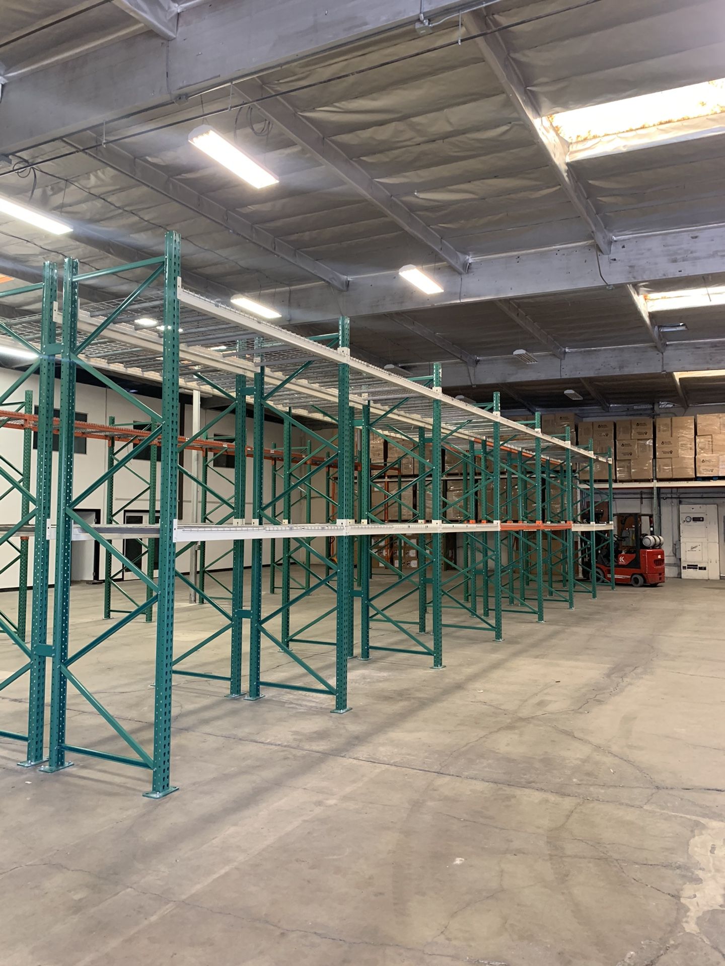 Cheap Pallet Racking Heavy Duty Warehouse Storage Used Industrial
