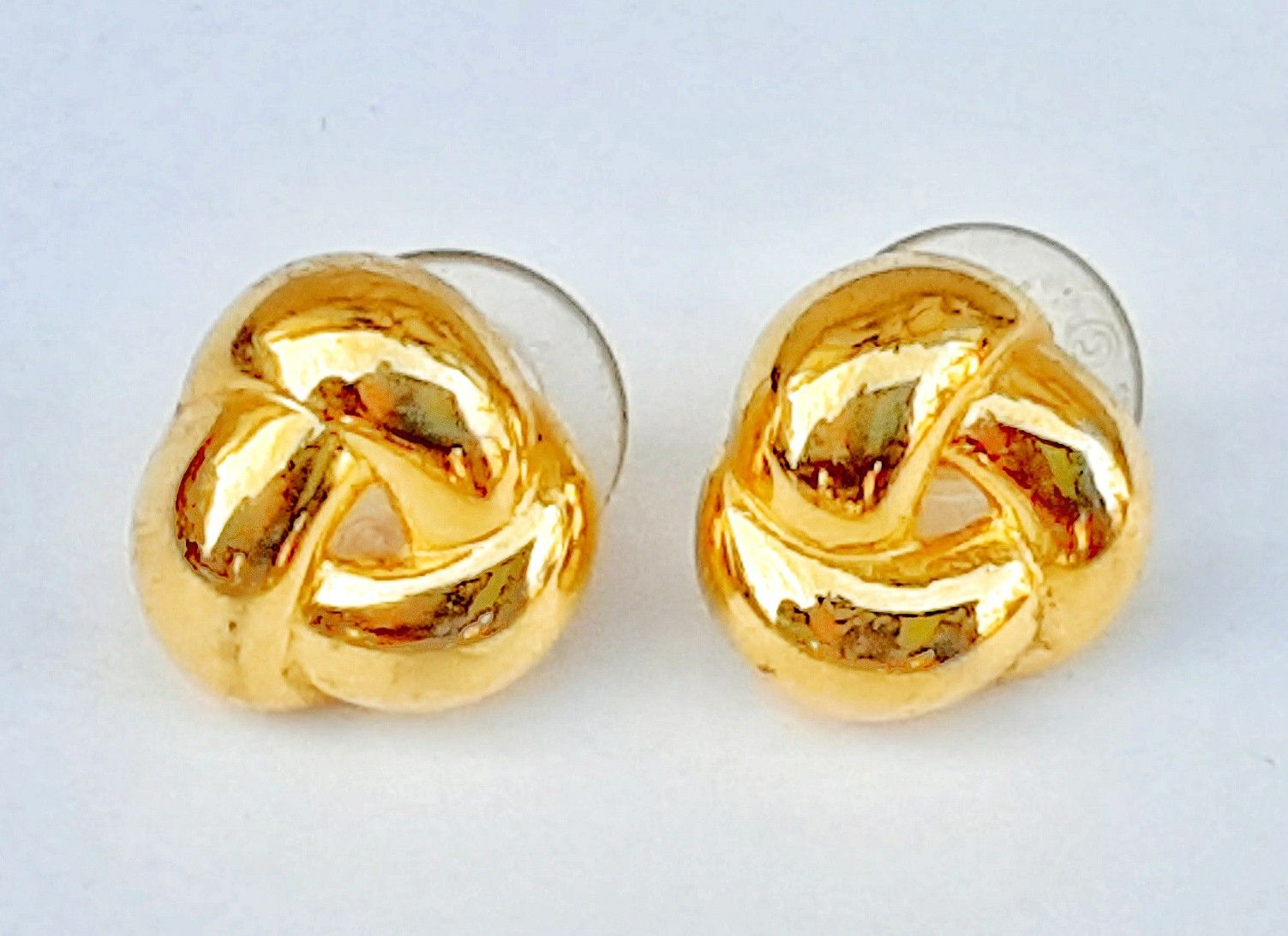 Gold finished golden gold tri knot pierced ear earrings ! .5" D