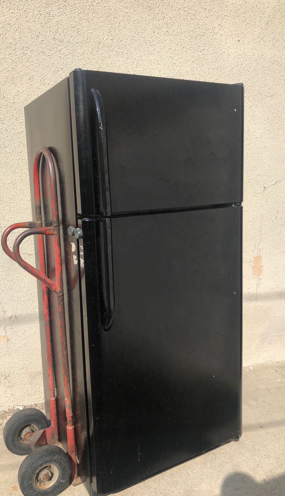 Free Fridge (not working)