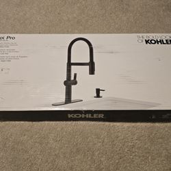 KOHLER Koi Pre-Rinse Spring Matte Black Single Handle Deck-mount Pull-down Kitchen Faucet with Sprayer (Includes Deck Plate) (Includes Soap Dispenser)