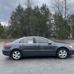 2005 Acura RL