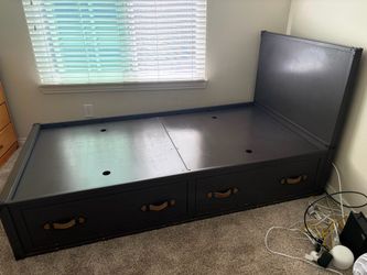 Twin Bed w/ Mattress