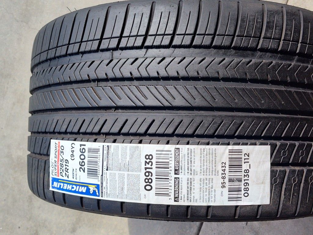MICHELIN 285/30ZR19 ONLY 1 TIRE BRAND...
