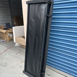 Soft Tri-Fold Tonneau Cover 4.5’ Short Bed – Easy Clamp Install