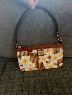 Dooney and Bourke large slim wristlet