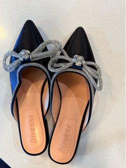 Divanne Womens Pointed Toe Mules Size  9.5 Black Rhinestone Bow Flat Shoes Slides