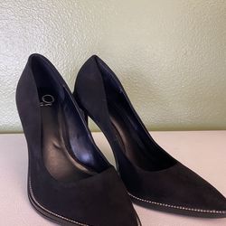 Black JLO Women’s pumps High Heel Size 7.5 M