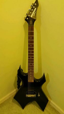 Electric & acoustic guitar and more