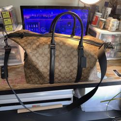 Coach Trekker Bag in Signature Canvas No. F77922