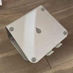 Rain Laptop Stand