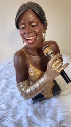 GOLD JAZZ SINGER SCULPTURE!!