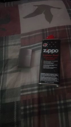 Zippo “Needs flint”