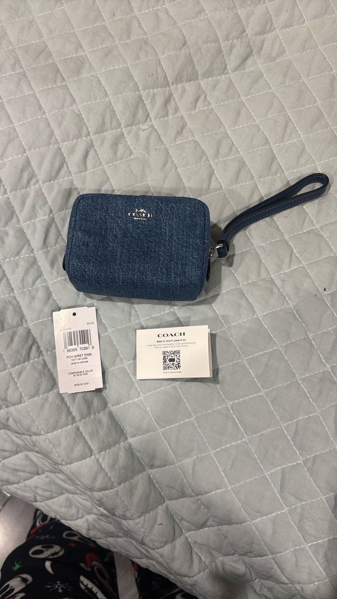 Ladies Wristlet