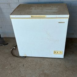 Frigidaire Chest Freezer