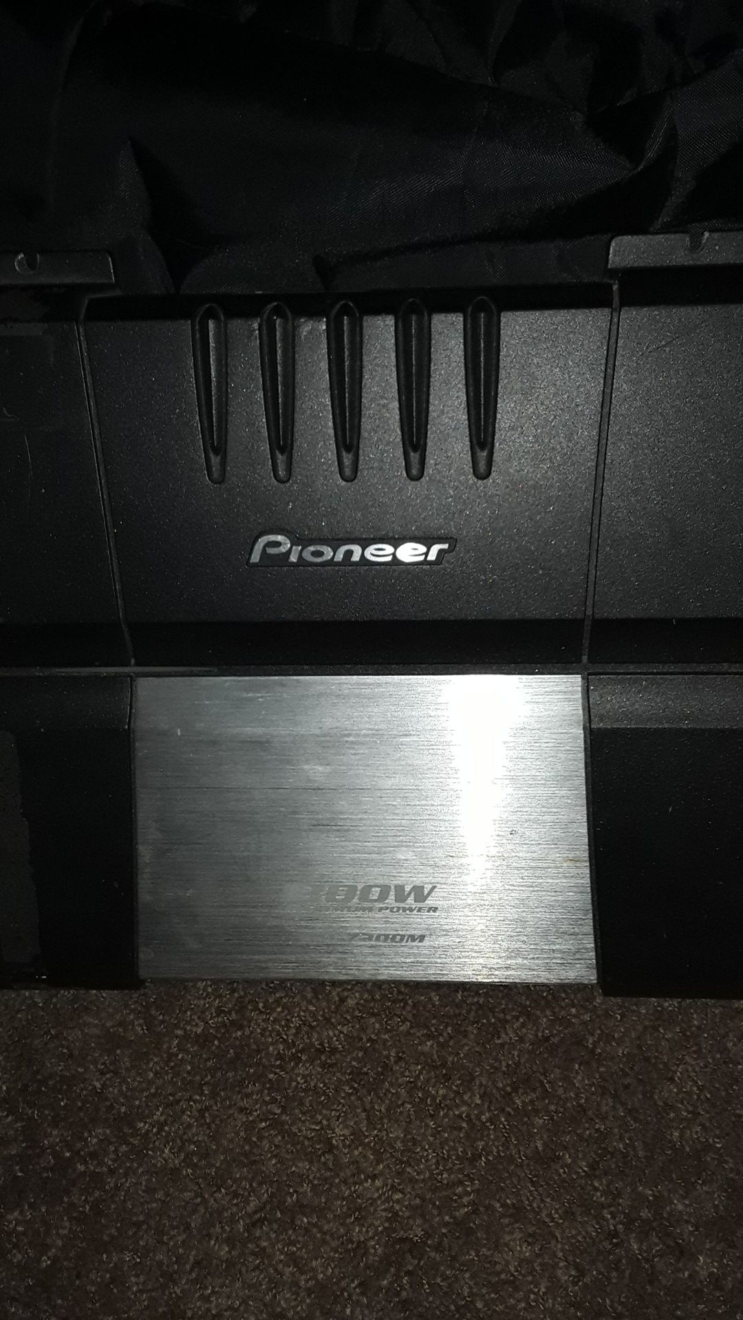 I got a pioneer 800w one channel and a boss 1 channel 1500 watt asking 65 for the pioneer 55 for the boss or best offer