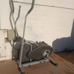 Exerpeutic 260 Air Elliptical With Dual Actions Arms