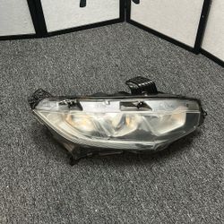 2016-2018 HONDA CIVIC  RIGHT PASSENGER SIDE HEADLIGHT HALOGEN  OEM