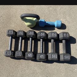 Set Of 10s 12s 15s And 12 Pound Kettle Ball