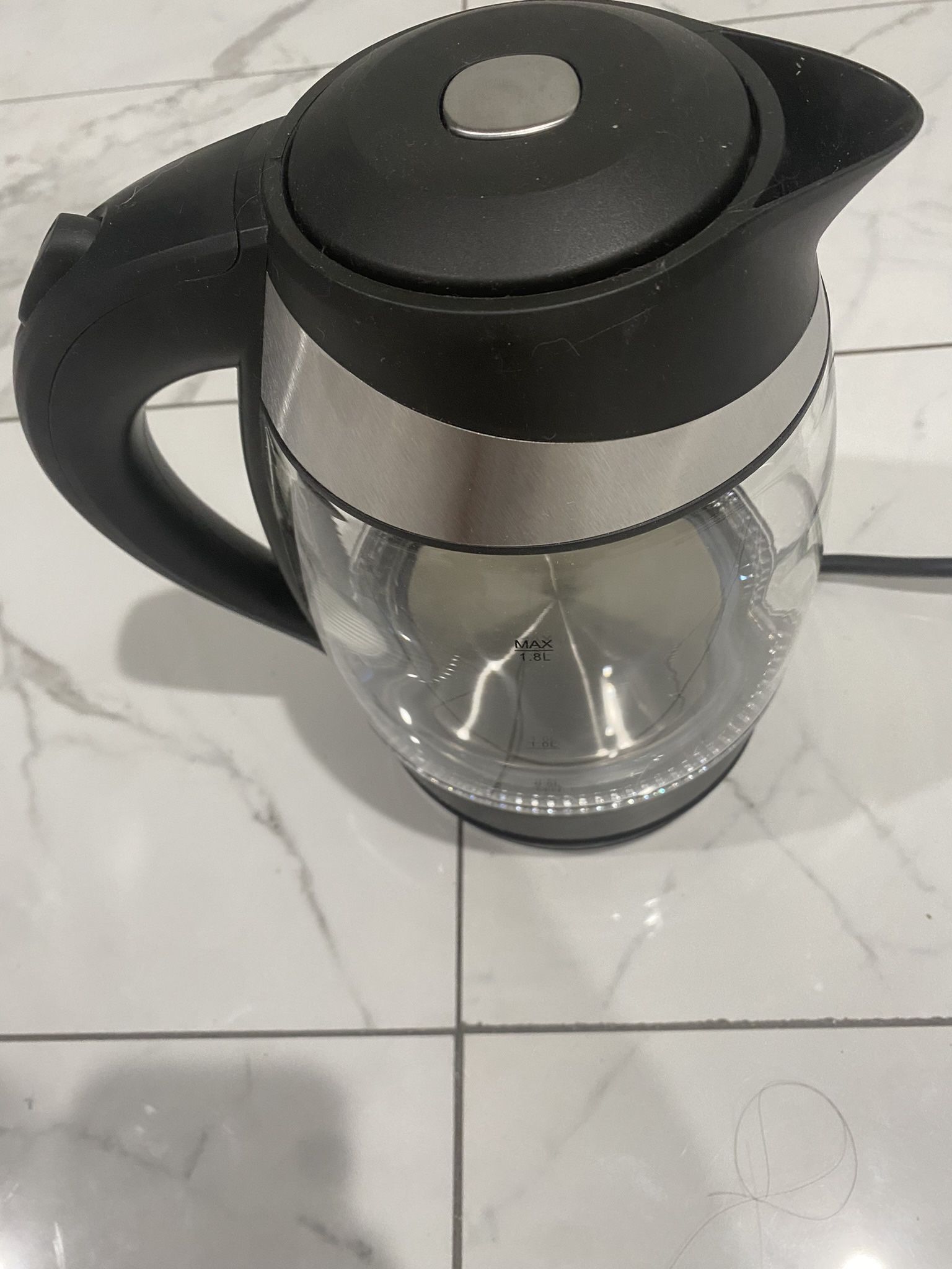 Mueller Living Electric Kettle, Electric Tea Kettle for Boiling Water, 1500W
