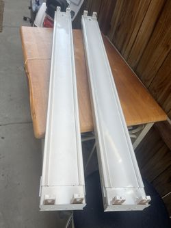 fluorescent light fixture Both For 40 Dollars 