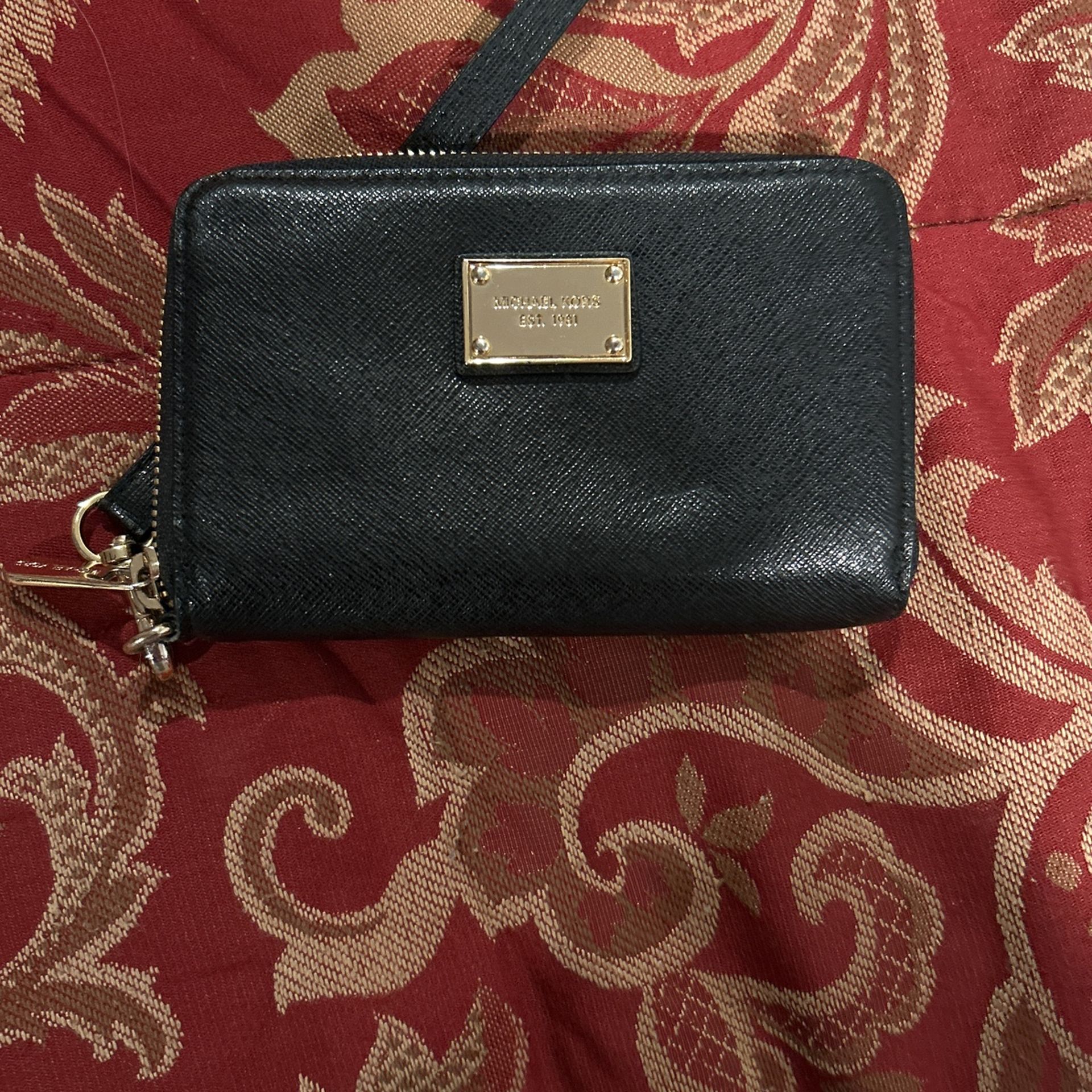 Michael Kors Wristlet