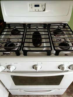 Gas stove