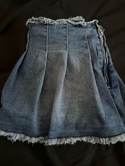 Women’s skirt