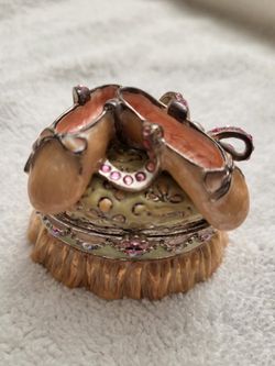 Jay Strongwater Pink Abigail OVal Ballet Slipper Trinket Box