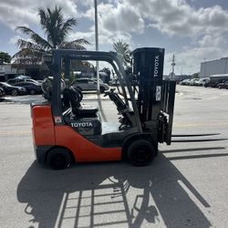 Forklift Toyota 