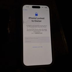 iPhone I Cloud Locked  15 Pro