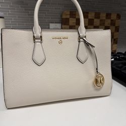 Micheal Kors 