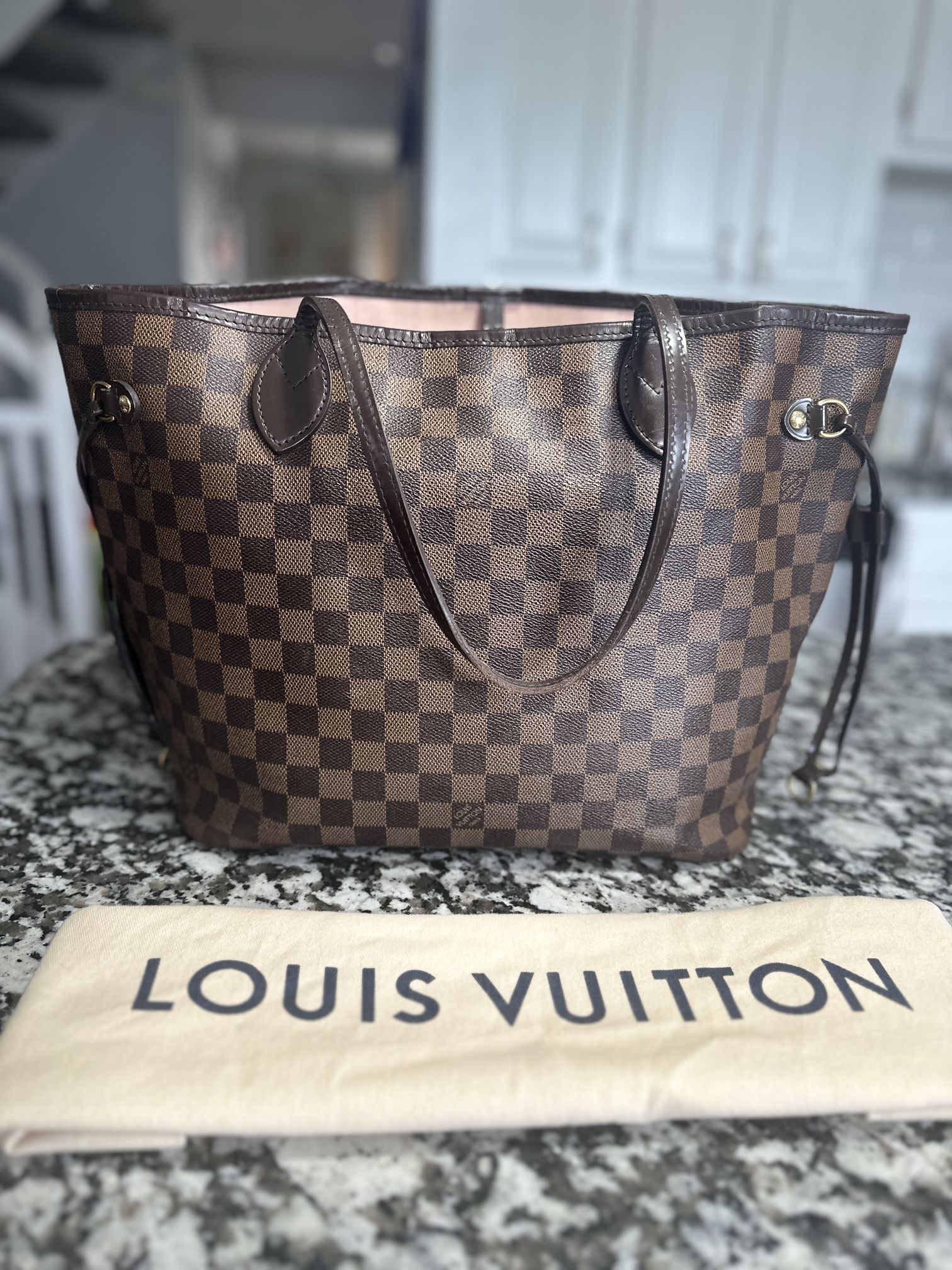 Authentic Louis Vuitton Neverfull MM Damier Bag