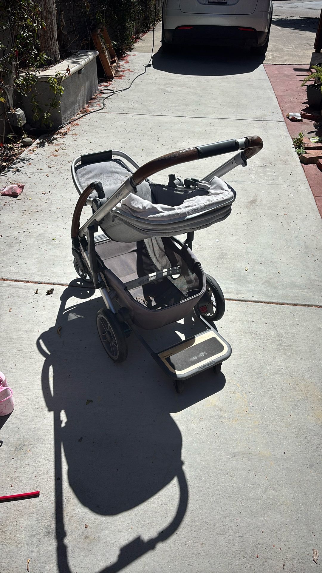 Uppa Baby Cruz Stroller With Skateboard