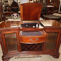 Solid Wood Mahogany Buffet / Server with Wine Rack & Marble Insert 