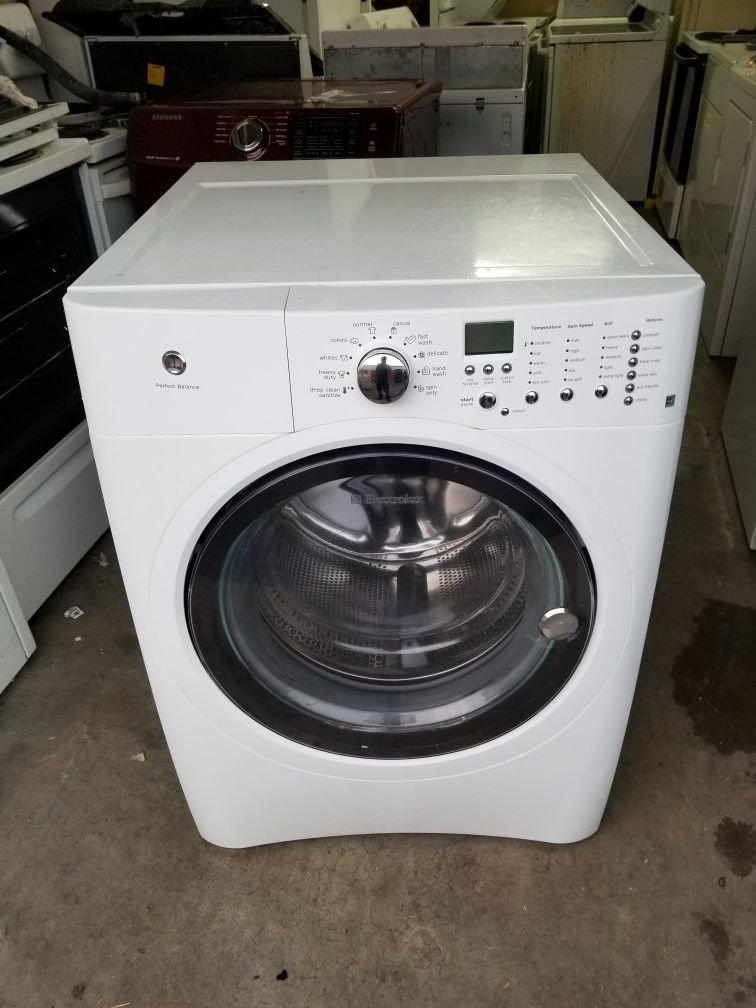 Electrolux front load washer