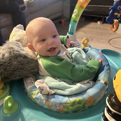 Baby Saucer Activity Center 