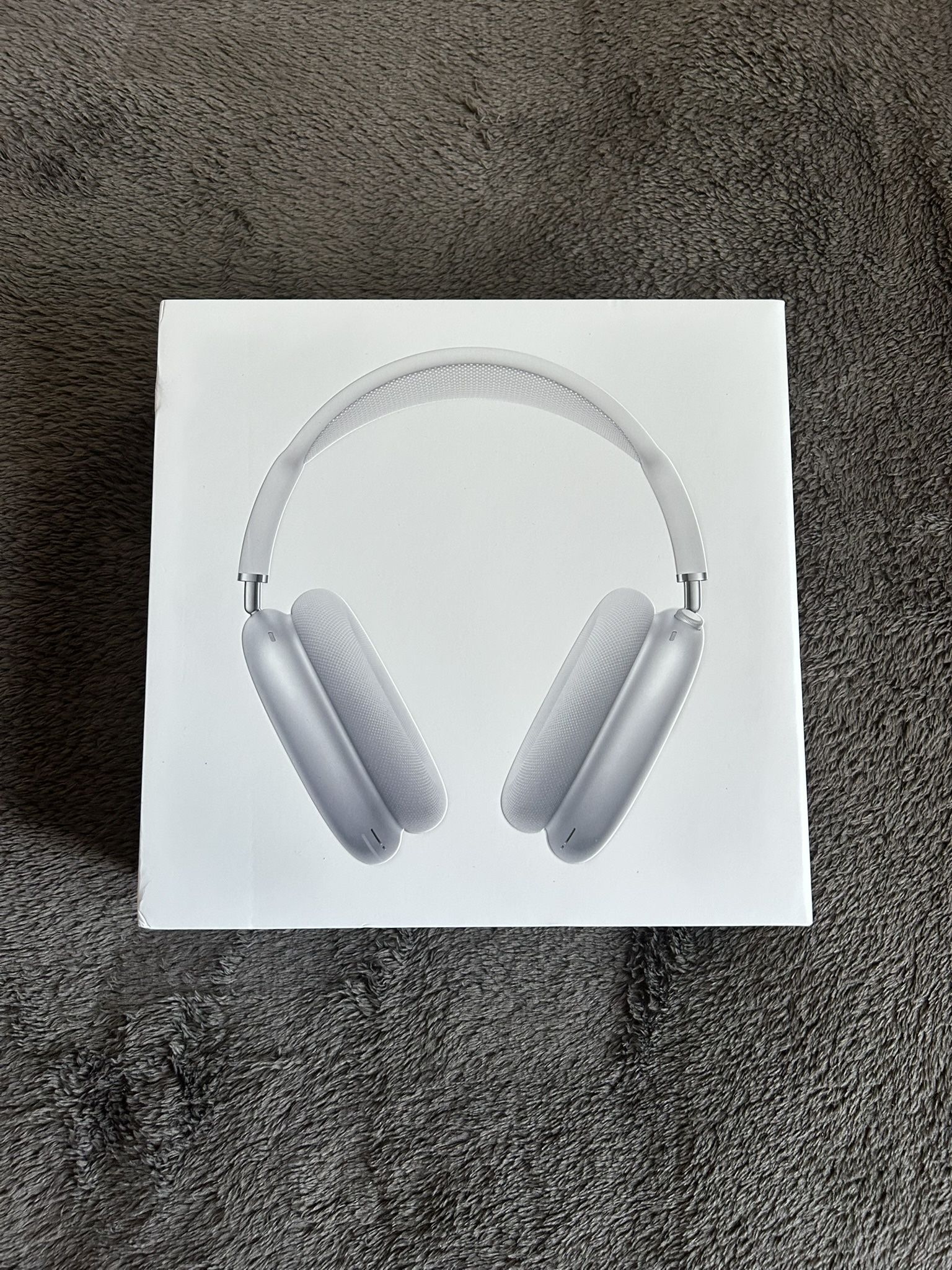 Apple AirPods Max Wireless Over-Ear Headphones