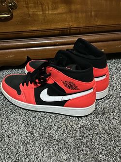 Jordan One mid