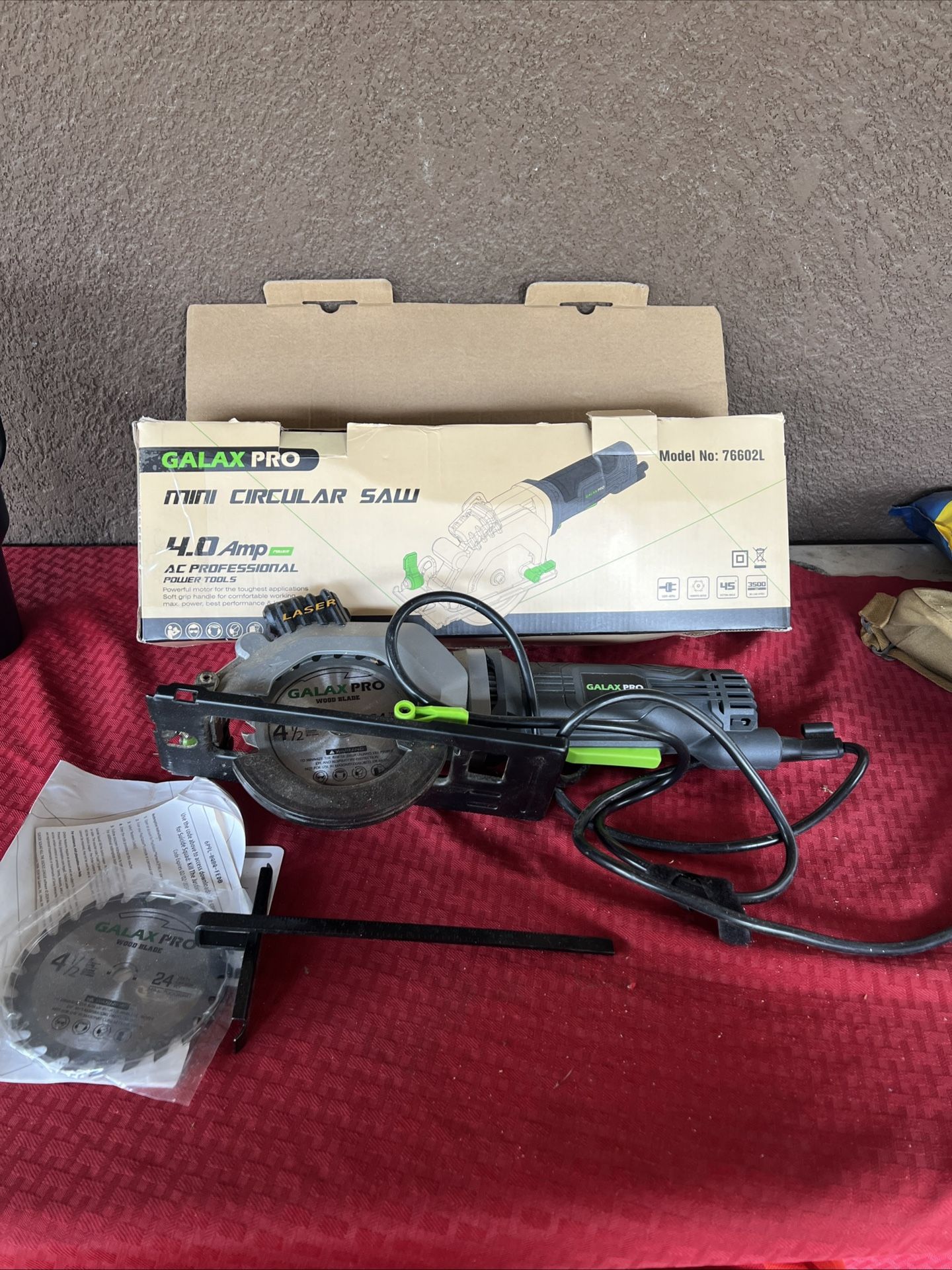 Galax Pro Mini Circular Saw Model No. 76602L 4.0 amp  4 1/2 "
