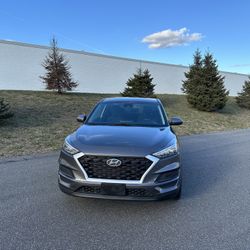 2020 Hyundai Tucson SE / AWD