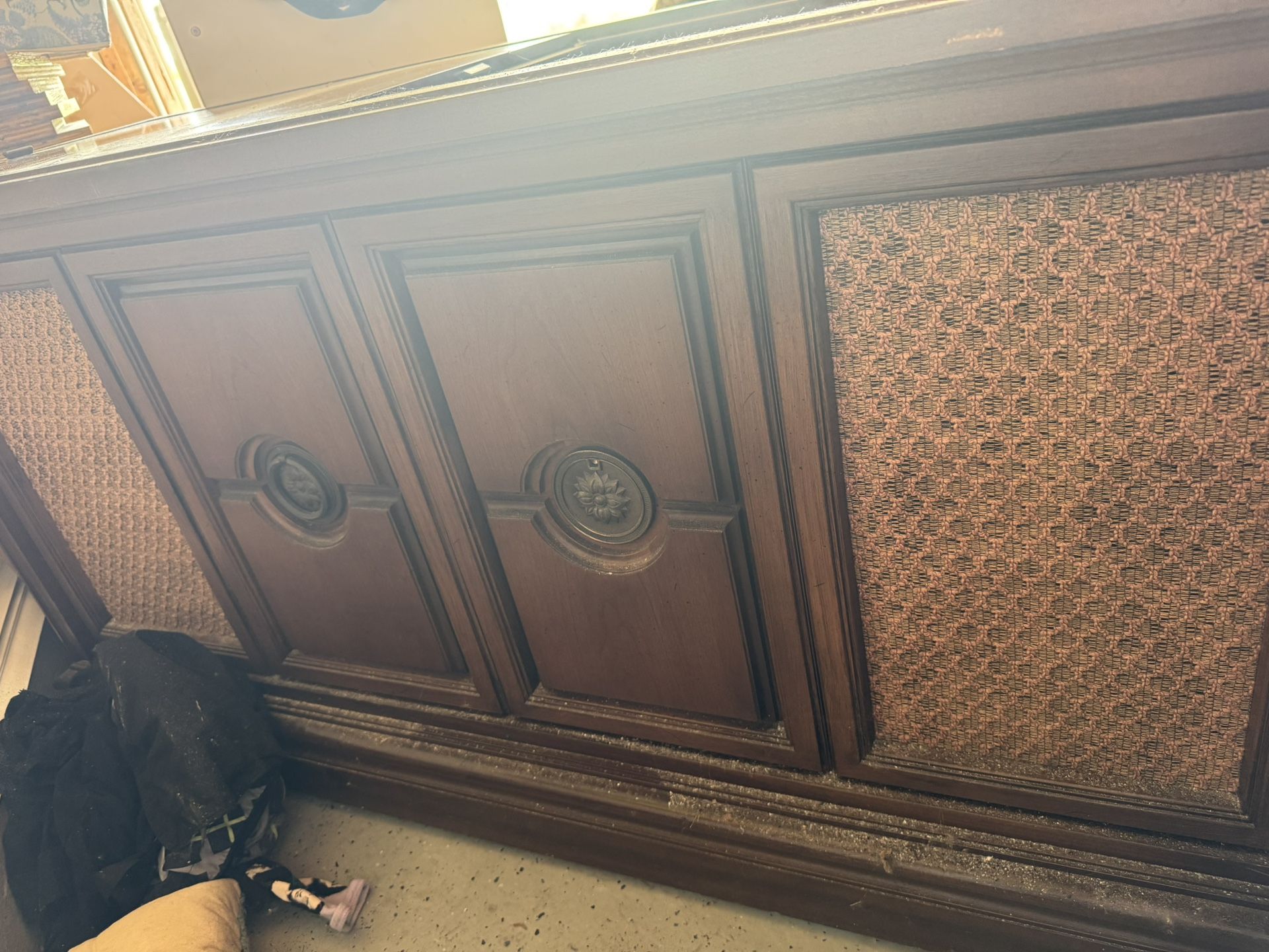 Sylvania Model SC 25 Record Player