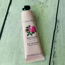 new Crabtree Evelyn Rosewater Ultra Moisturizing Hand Therapy 0.9oz 25g