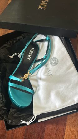 Versace NEW heels 39