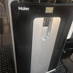 Haier Portable AC/Heater Unit