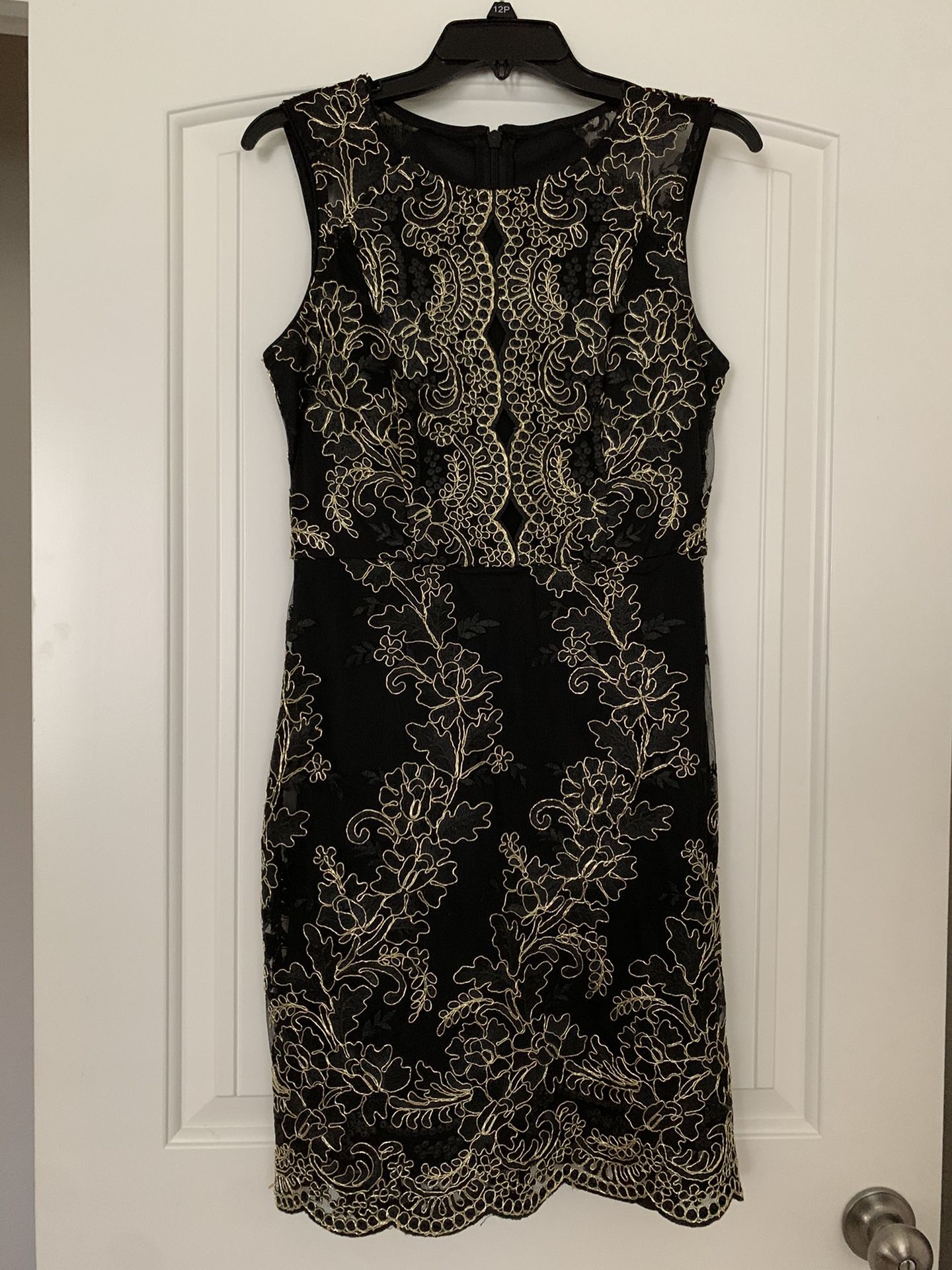 Guess Embroidered Bodycon Dress Size 6