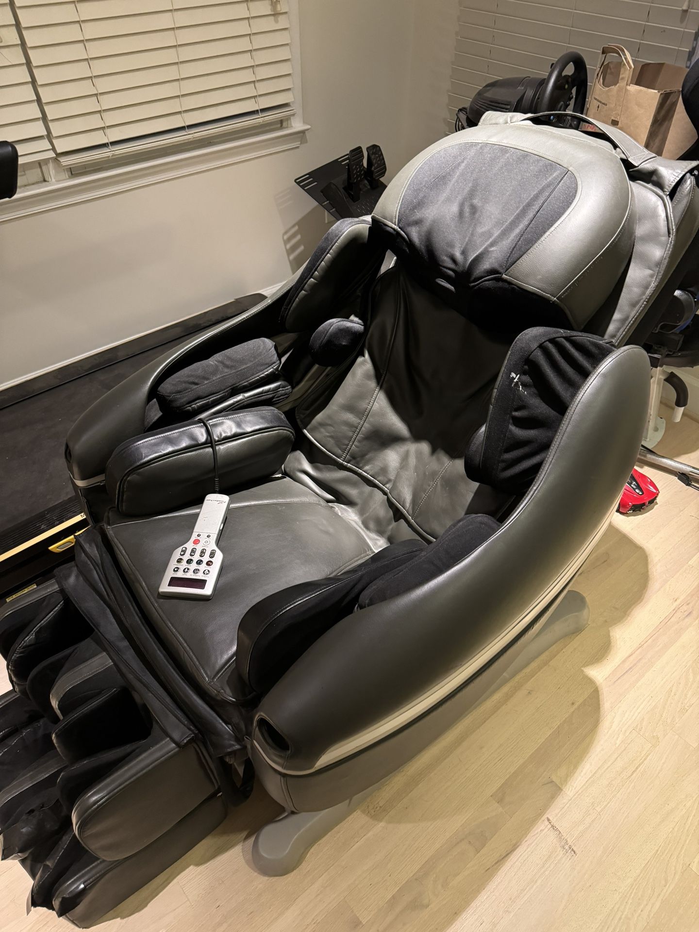 Inada Dreamwave massage chair