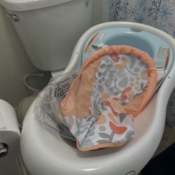 Baby bathtub