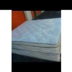 King New Thick Pillow Top Bed Can Deliver 