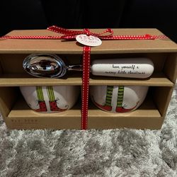 RAE DUNN Elves Feet Ice Cream Set