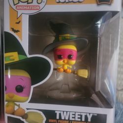 Tweedy Bird  as a   Witch 🧙‍♂️ 